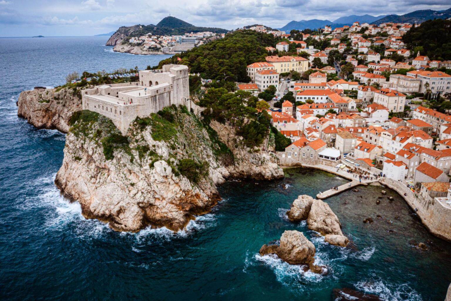 Ausblick auf Game of Thrones Festung in Kroatien